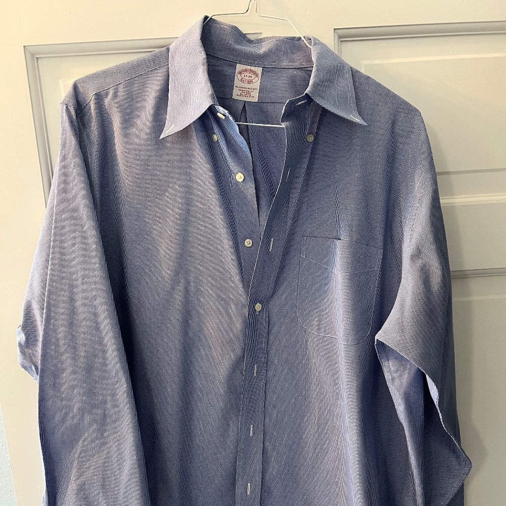 Brooks Brothers Blue Button Down Shirt non iron cotton 17-34 traditional fit